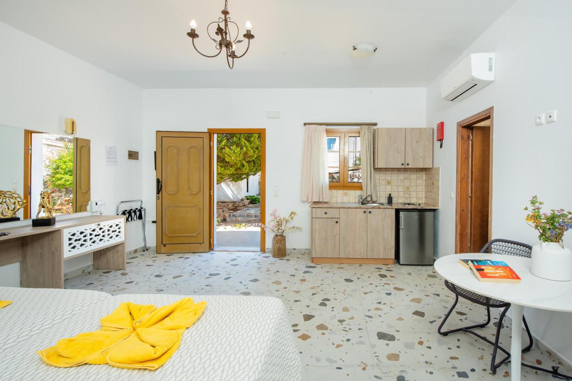 Krana Hotel Lindos  Exterior photo